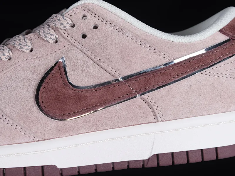 All Categories Nk SB Dunk Series Nk SB Dunk Low Low-top sneakers Otomo Katsuhiro x Nk SB Dunk Low "Steamboy OST" Creative customization collaboration Otomo Katsuhiro co-branded SB low-top sports casual sneakers ST1391-206